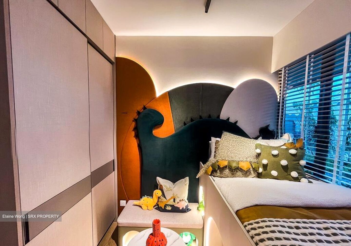 Commonwealth Towers (D3), Condominium #504922991